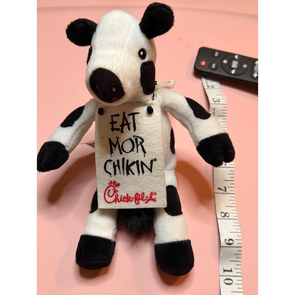 Chick-fil-A Eat Mor Chikin Plush Cow Collectible Stuffed‎ Animal Advertising 9"